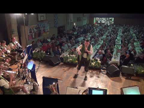 Die Schlossberger aus Eslarn - Wachtelpolka (Musik ist unsere Welt)