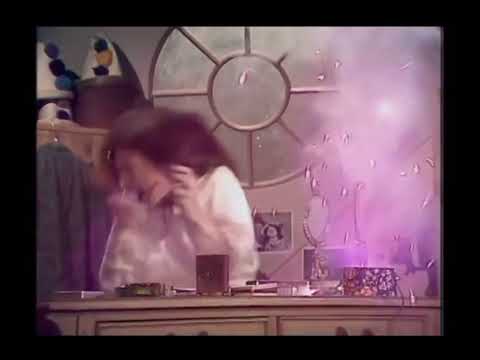 The Muppet Show - 205: Judy Collins - Cold Curtain (1978)