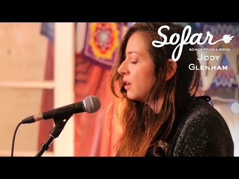 Jody Glenham - Right Through My Heart | Sofar Vancouver