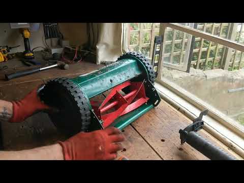 Completely seized push mower, Can I fix it? I hope so, I need to cut my grass