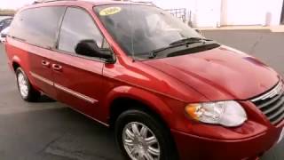 preview picture of video 'Pre-Owned 2006 Chrysler Town Country Milwaukee WI'