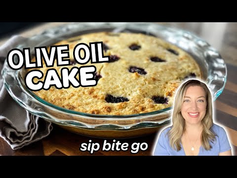 How To Make Italian Lemon Olive Oil Cake With Berries | Sip Bite Go