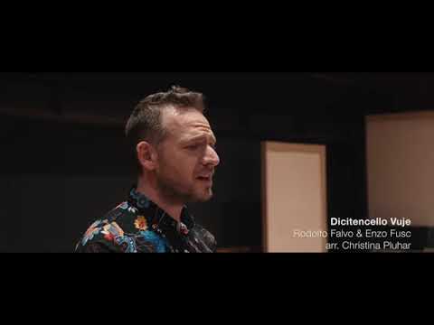 Vincenzo Capezzuto sings ‘Dicitencello vuje’ L’Arpeggiata & Christina Pluhar