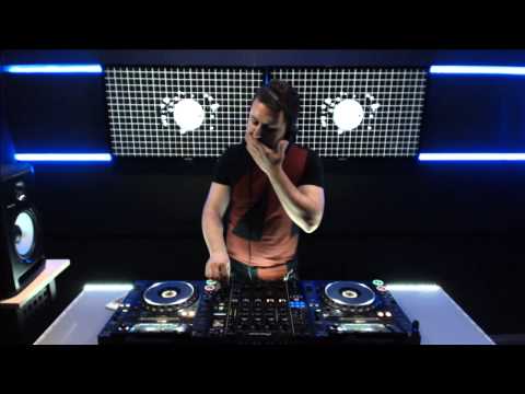 Shnaps - Live @ Radio Intense 06.05.2015