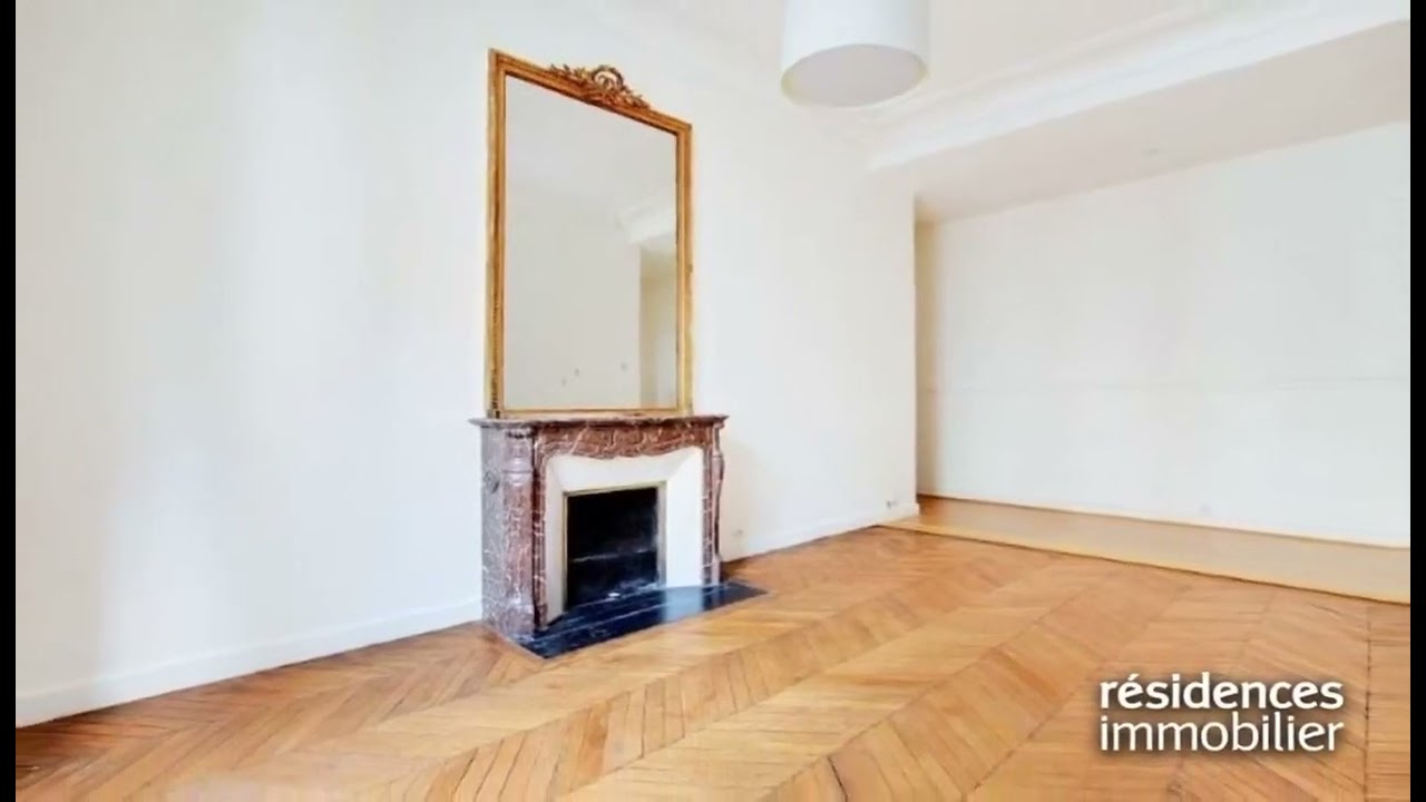 Watch video PARIS 8ÈME - APPARTEMENT A VENDRE - 785 000 € - 67 m² - 2 pièce(s) PARIS 8ÈME - APPARTEMENT A VENDRE - 785 000 € - 67 m² - 2 pièce(s)