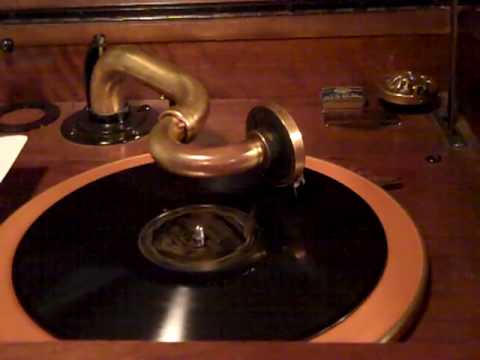 Nat Shilkret Fifty Million Frenchmen Can't Be Wrong Roaring 20's Victrola