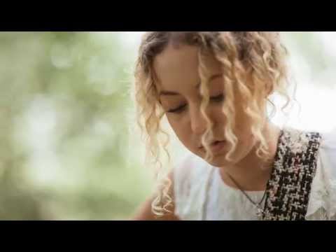download lagu mp3 mp4 Sarah Beck, download lagu Sarah Beck gratis, unduh video klip Sarah Beck