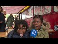 Wat vinden kinderen leuker? Spelen of lezen?