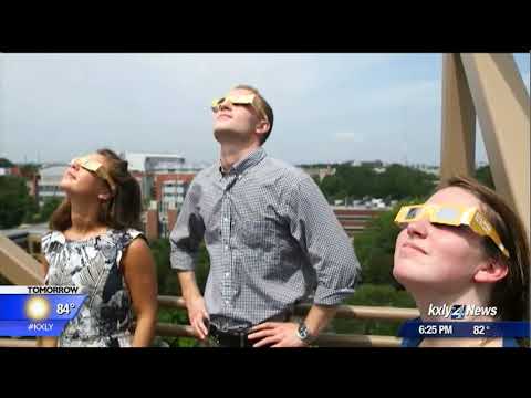 How to watch the eclipse without solar eclipse glasses