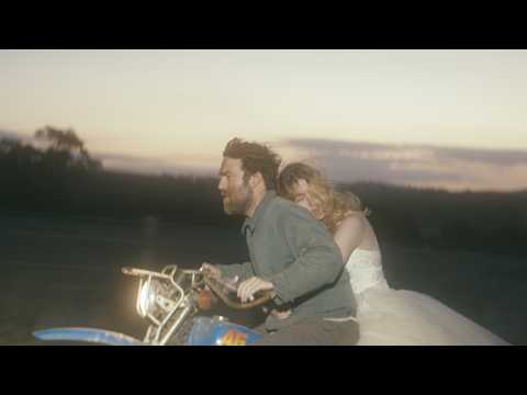 Chet Faker – 1000 Ways (Official Music Video)