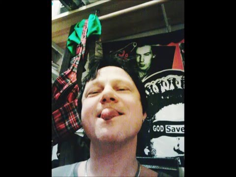 Svea Skandal - Snutslakt (akta dig för snuten) live 82