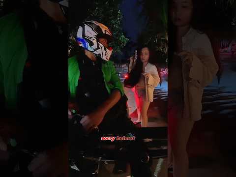 Some female tourists prefer not to wear a helmet‼️#motovlog #tourism #holiday