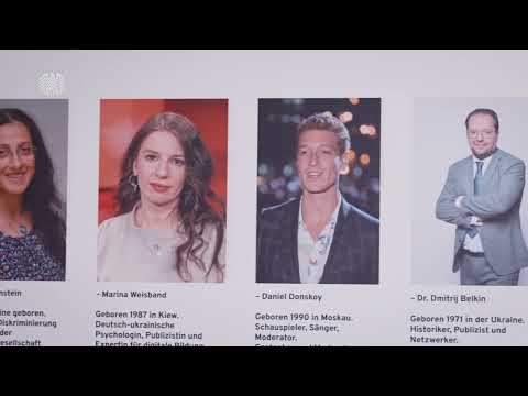 Ausstellung widmet sich Lebens­wegen jüdischer Kontingentflüchtlinge