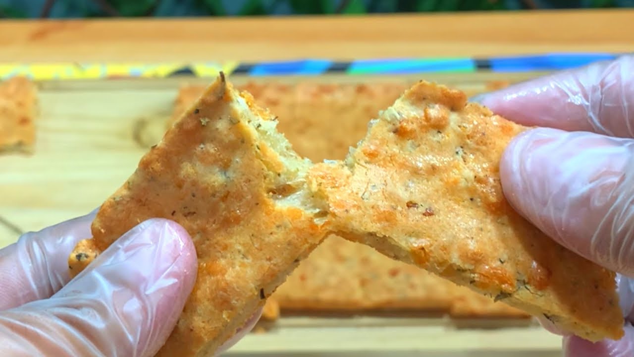 Watch Now PETISCO DE ALHO DELICIOSO E SUPER FÁCIL| Pão de alho low carb PETISCO DE ALHO DELICIOSO E SUPER FÁCIL| Pão de alho low carb