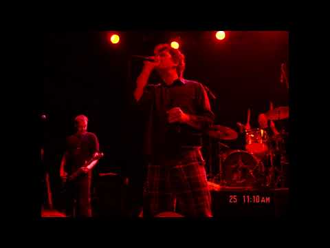 Thumbnail for Robert Pollard announces Guided By Voices breakup NYC 4 24 04 by Guided by Voices