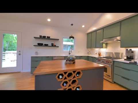 115 Oak St., Carrboro - Main House and Guesthouse w/ Workshop