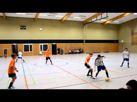 Ripdorf/Uhlenkickers vs. TSV Bienenbüttel. Hallenfußballturnier Wrestedt