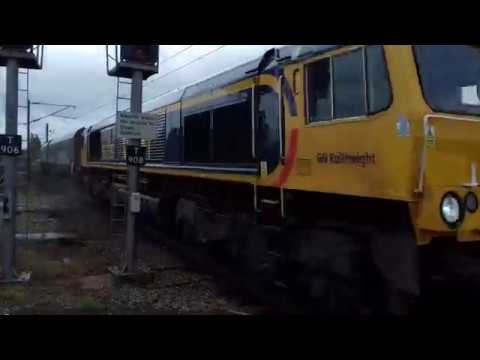 66739 storms through Darlington - 4N80 Doncaster - Tyne Coal Terminal