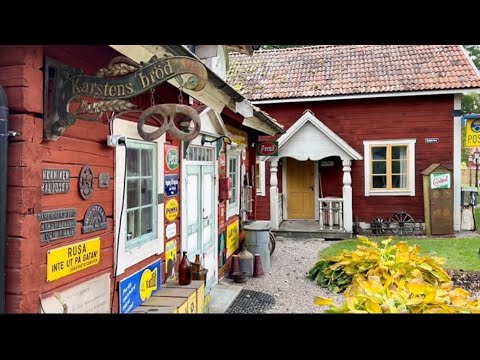 Retro signs, autumn colors and an estate with history: Dufweholm. 