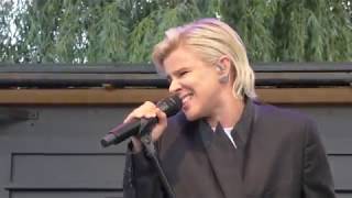 Download lagu Robyn (Live at Fridays For Future, Kungsträdgården, Stockholm - 2019-09-27) mp3