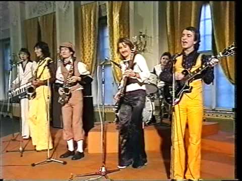 M7 - Nincs ArraSzo Part II - One of the Best Hungarian Bands  - One of the Best Songs