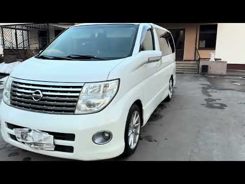 фото nissan elgrand ii (e51) 0