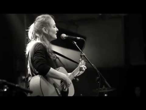 INGA LYNCH "St. John The Gambler" @ Fluc (Wien), 5.1.2015