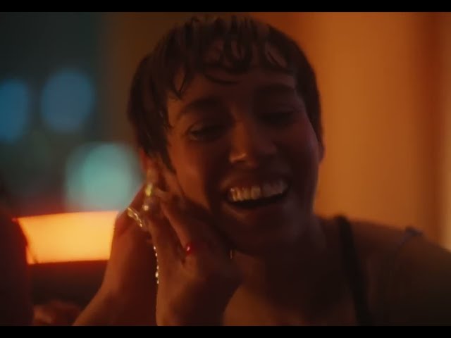 All By Myself von Alok & Sigala & Ellie Goulding ((jetzt ansehen))