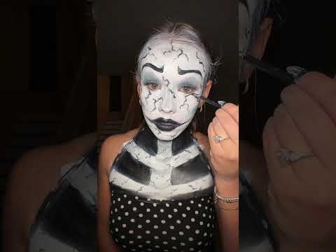 day 6 of halloween ideas!!! #othermother #coraline #grwm