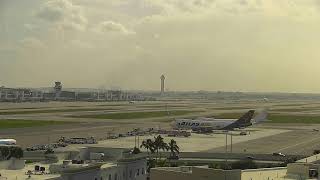 Miami International Airport (MIA) Live Cam | Embassy Suites by Hilton Miami International Airport