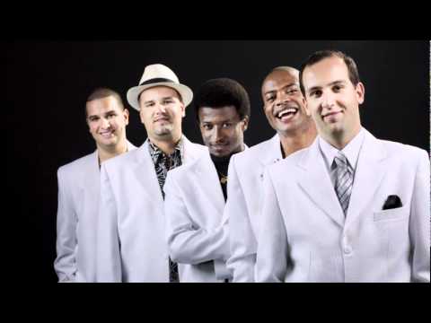 Quinteto em Branco e Preto - Quero Lhe Ver em Meus Braços