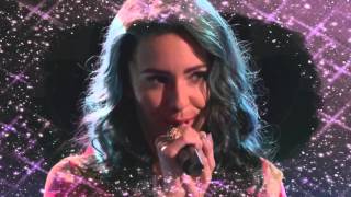 The Voice S9 Ellie performs We Don&#39;t Have to Take Our Clothes Off (Do we?)