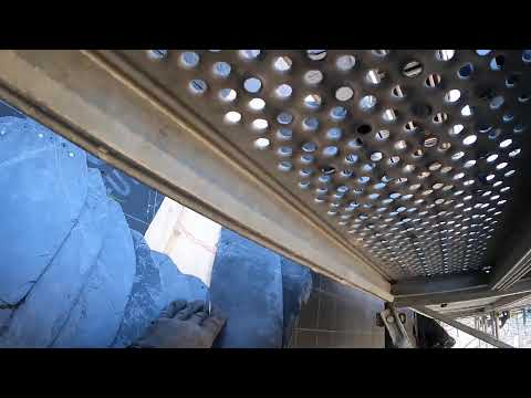 Schieferkehle ansetzen - Schieferdach in Weil der Stadt