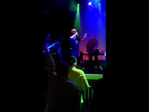 Ole Doff live över Vic Vems - ta min själ på pustervik 01-10-15