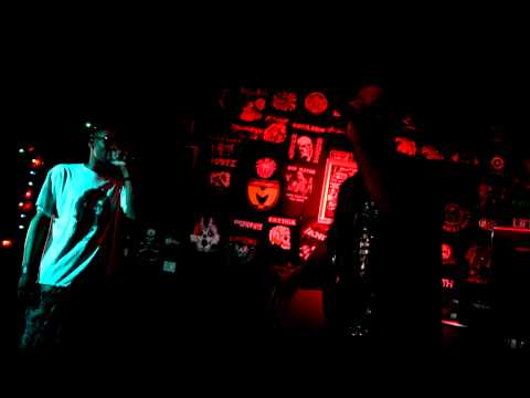 6.Geno & Skunk Boogie-Outty 30000(Live)