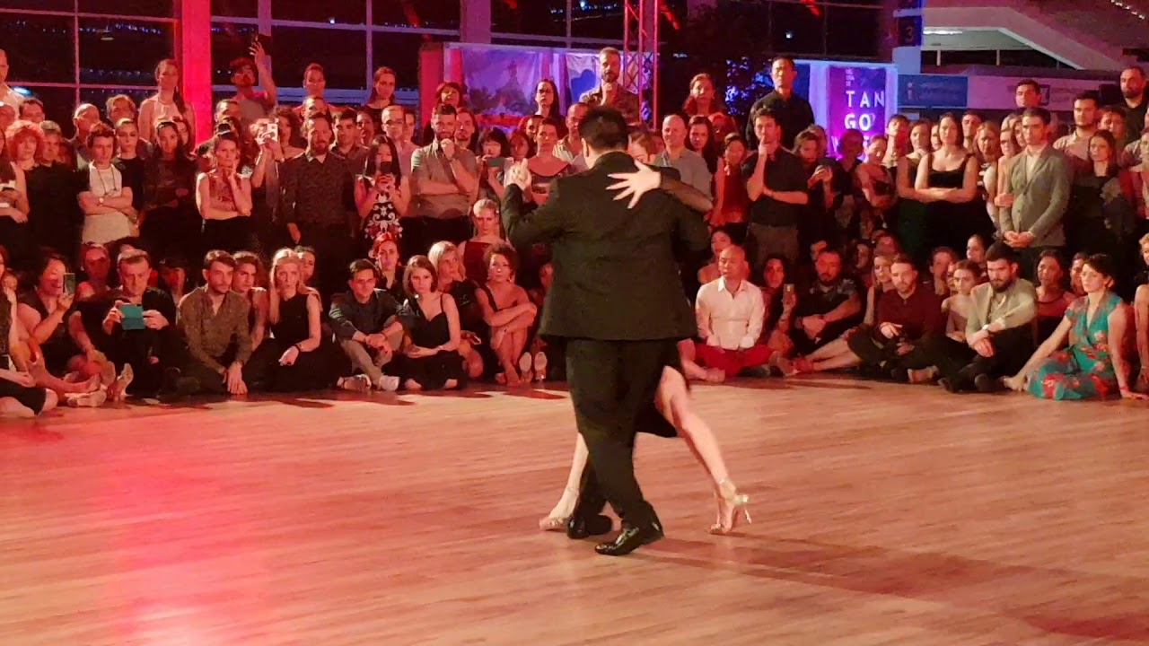 Carlitos Espinosa e Noelia Hurtado - 1/6