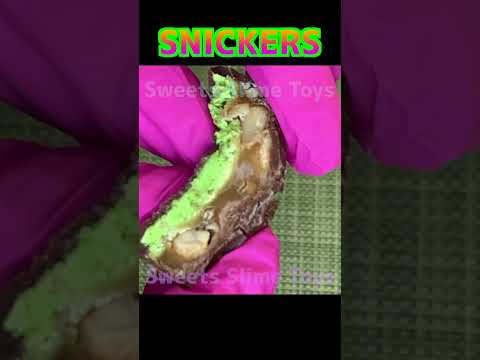 GHOULISH GREEN SNICKERS m&m's Twix Candy chocolate #halloween  #SHORTS