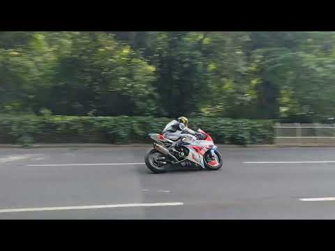 Milwaukee Senior TT 2024 Lap 1 Isle of Man Tourist Trophy Quarterbridge to Braddan Bridge