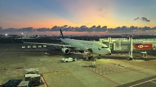 First Time in Cathay Pacific AIRBUS A330! Singapore - Hong Kong [FULL FLIGHT REPORT]