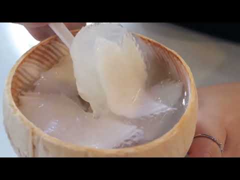 Making coconut drinks,Ice cream and jelly/Thai street food//spotlight talat