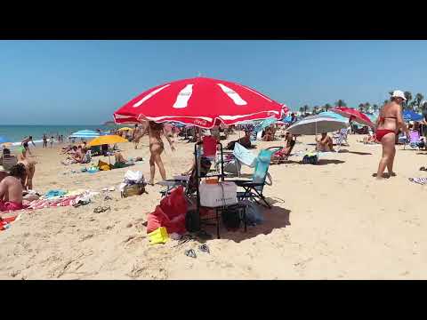 Copy of Really?! 😱 What's happening in Barcelona! 🔥 Barceloneta Beach Spain Walking Tour 2025