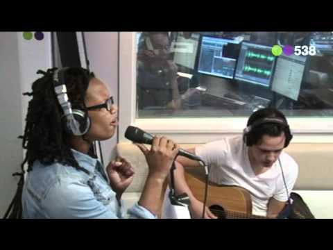 Radio 538: Shary-An - Mr. Know It All (live bij Evers Staat Op)