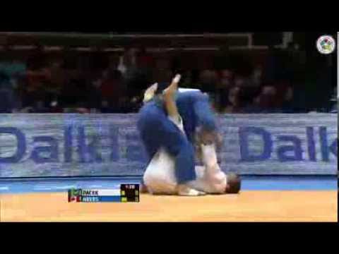 Judo Grand Prix Jeju 2013: Martin PACEK (SWE) - Kyle REYES (CAN) Bronze [-100kg]
