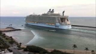 World's Largest Cruise Ship Sucks the Water off Fort Lauderdale Beach