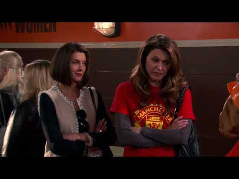 How Did You Guys Meet, Anyway? | Hot in Cleveland S03 E06 | Hunnyhaha
