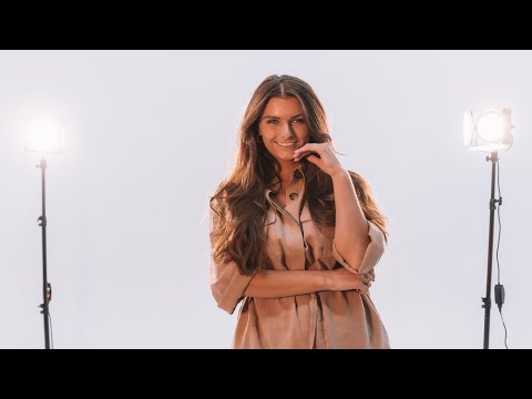 Blinding Lights - The Weeknd (Cover by Britt Timmers)