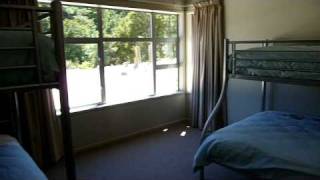 preview picture of video 'Kaiteriteri - Ryder Ridge Holiday Home'