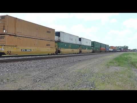 UP  local east EMD 1125 lead / stack east GE 6919 lead