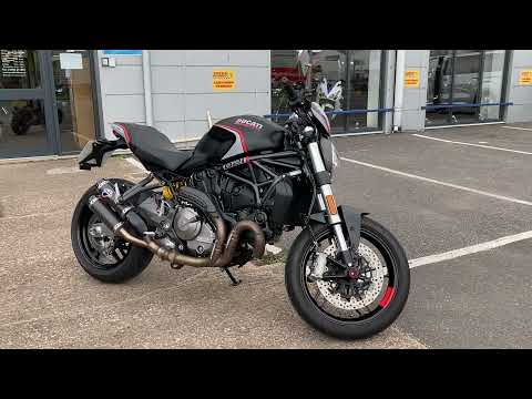 Ducati Monster 821 stealth 2020 walk around
