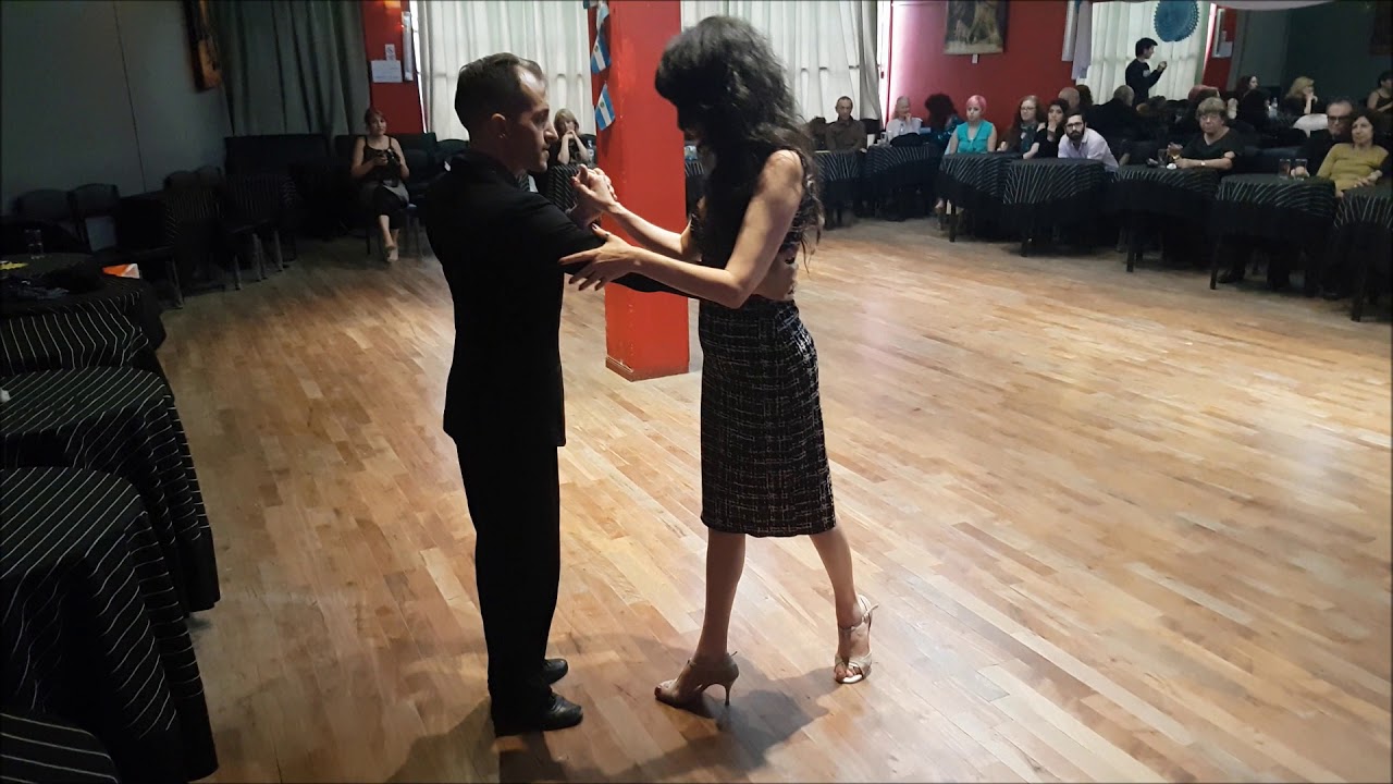 GUILLERMO CERNEAZ y PEPA PALAZON en El BESO. Buenos Aires